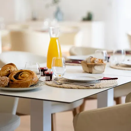 De La Rochelle (Charente-Maritime)